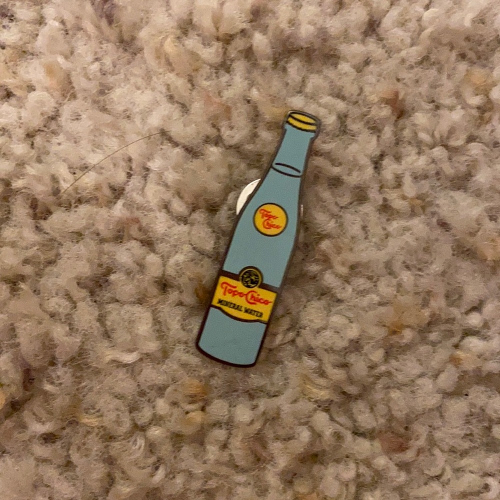 Enamel Pin - Topo Chico